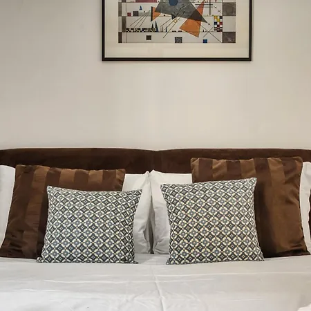 Just Urban - Modern - Trivulzio 3 * Milano